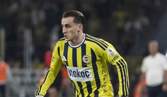 Galatasaray şikayet etti maaşı arttı!