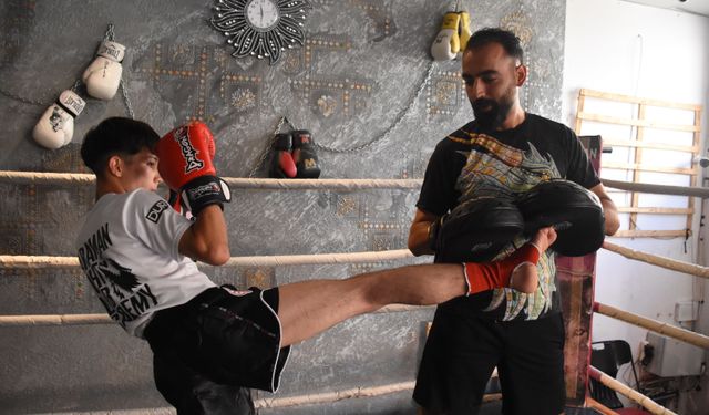 Milli Muaythai sporcusu Ali Türkben Kosova'da şampiyonluk hedefliyor