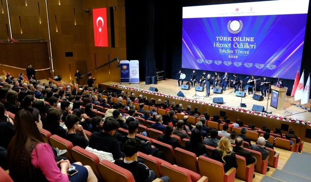 Türk diline hizmet ödülleri sahiplerini bulacak