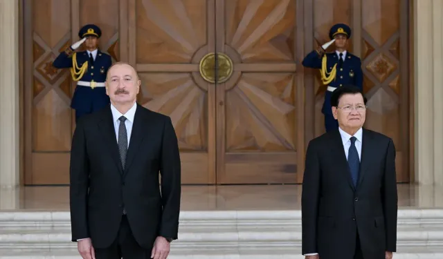Bakü'de diplomasi trafiği hızlandı! Laos Cumhurbaşkanı'na resmi karşılama