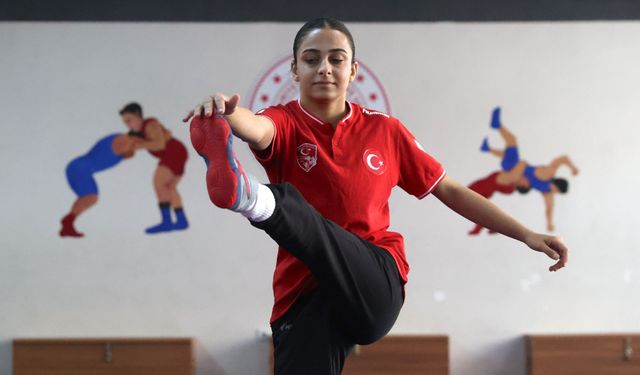 Havin Selçuk Dünya Güreş Şampiyonası hedefi için mindere çıkıyor