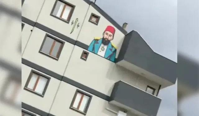 Kocaeli’de apartman duvarına II. Abdülhamid portresi çizildi