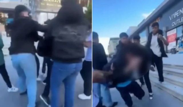 Okul çıkışı dehşet! Öğrencilerin bir çocuğu darbettiği anlar kamerada