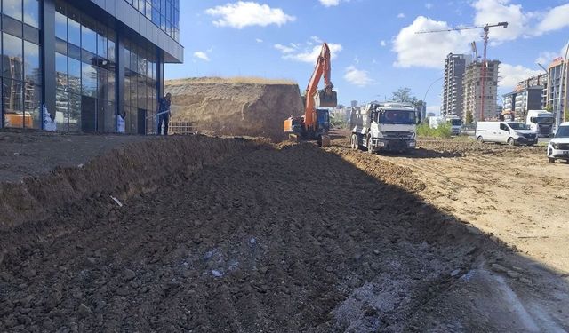 Pursaklar’da ulaşımı rahatlatacak yeni imar yolları açılıyor