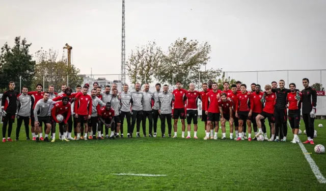 Samsunspor Kasımpaşa maçını kazanarak kötü gidişatına son vermeyi hedefliyor