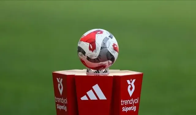 Trendyol Süper Lig Puan Durumu - 2026/2027. Galatasaray ile Fenerbahçe puan farkı kaç?