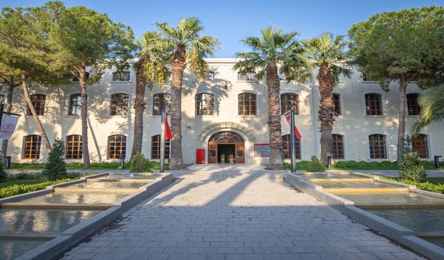 İzmir'in Tarihi Fabrikası Kültür ve Sanat Üssü Haline Geldi
