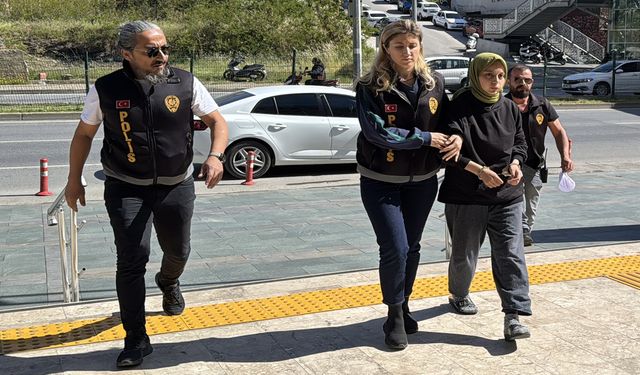 Antalya’da akıl almaz olay: 36 günlük bebeğini pencereden attı