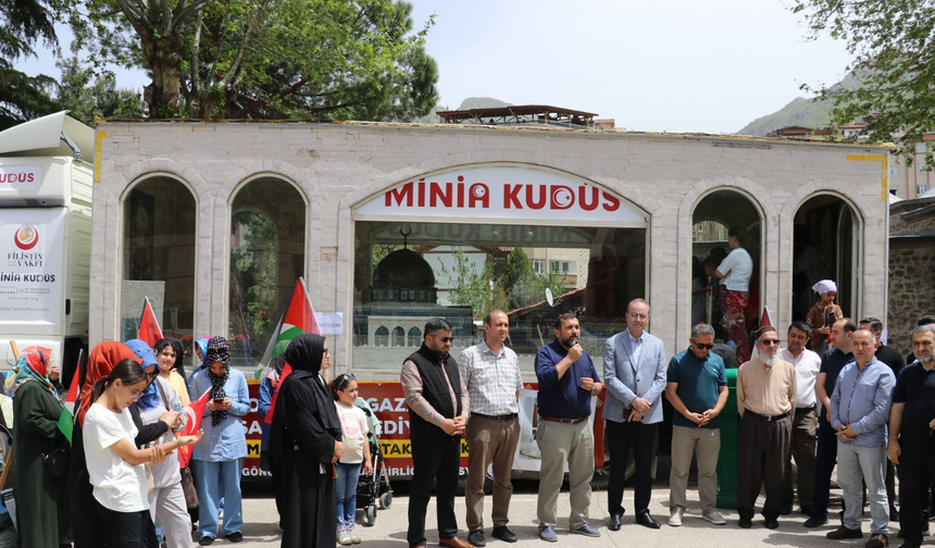 Minia Kudüs Tırı Amasya’da Ziyarete Açıldı