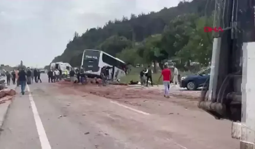 Çanakkale’de Feci Kaza: Can kaybı var!