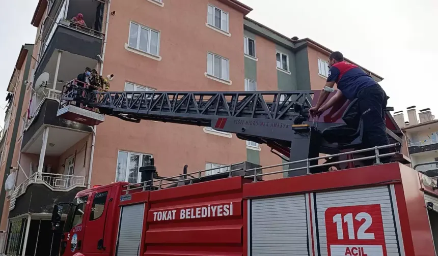 Tokat’ta fareleri uzaklaştırmak için yakılan kükürt ve ispirto sonucu 4 kişi hastanelik oldu