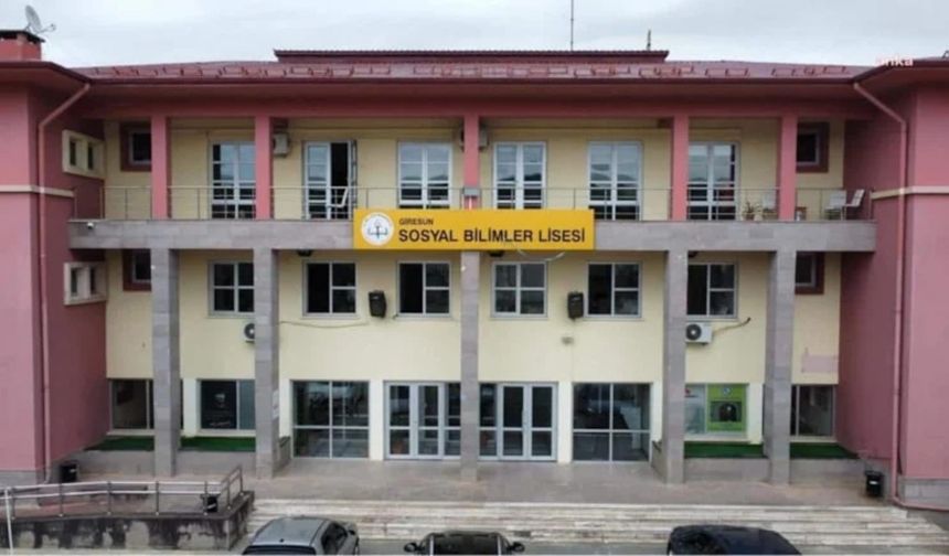 Giresun'da okulda silahlı saldırı