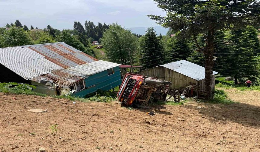 Trafik canavarı bir aileyi daha parçaladı!