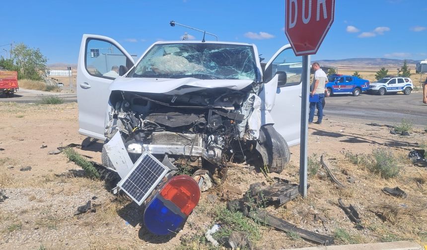 Kırıkkale'de büyük kaza: 6 kişi yaralandı