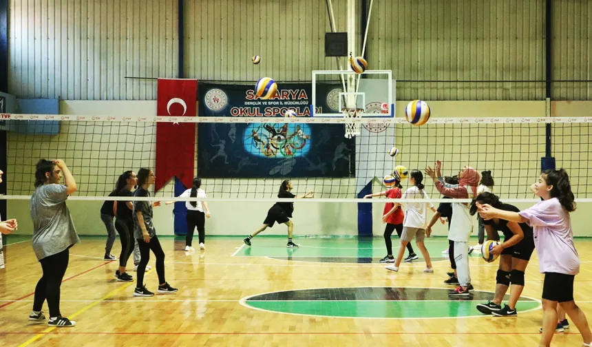 Sakarya’da yaz spor okulları kayıtları devam ediyor: Çocuklar sporla büyüyecek