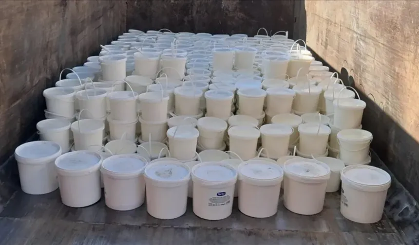 Köy yoğurdu görünümlü tehlike: 1.8 ton ürün ele geçirildi!