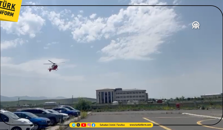 Rahatsızlanan çocuk ambulans helikopter ile Ağrı'ya getirildi
