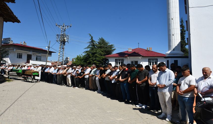 Samsun'da baraj gölünde boğulan 2 genç toprağa verildi