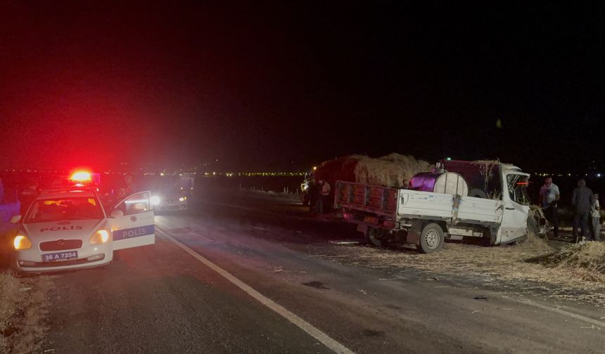 Kars'ta zincirleme kazada 1 ölü, 3 yaralı