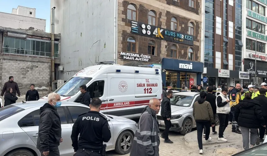 Adıyaman’da bıçaklı ve sopalı kavga: 4 kişi yaralandı