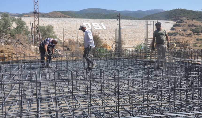 İzmir’de Yangından Etkilenen Afetzedeler Yeni Evlerine Kavuşuyor