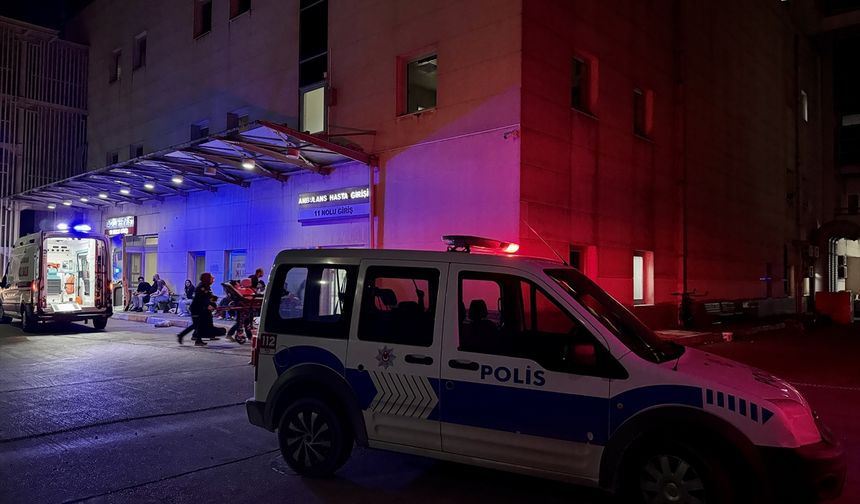 Medeni olamıyoruz! Yine boşanma aşaması yine saldırı!