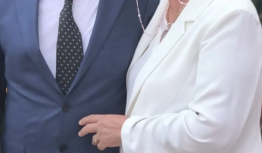 Isparta'da emekli öğretmen çift 50 yıl sonra yine evet dedi