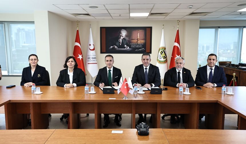 Göç İdaresi Başkanlığı ile Türkiye Barolar Birliği arasında işbirliği protokolü imzalandı