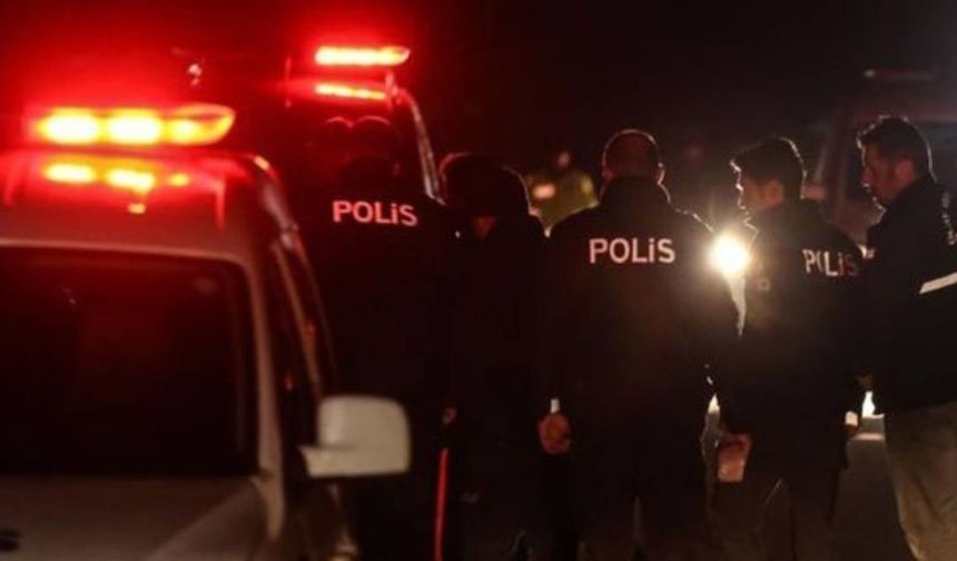 Küçükçekmece’de polis denetiminden kaçan 2 şüpheli yakalandı