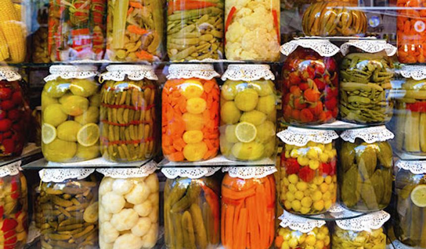 Fasulye turşusunun sağlığa faydaları ve yapılışı