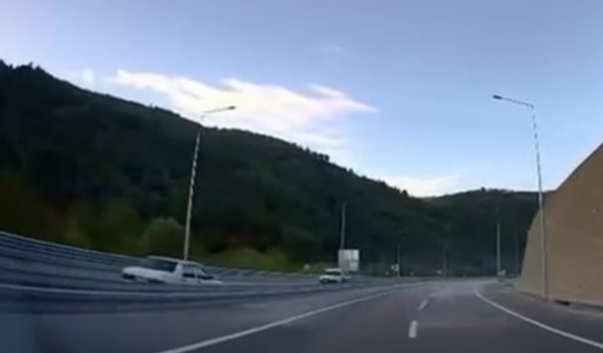Bursa’da ters yöne giren Tofaş kazaya ramak kala durdu