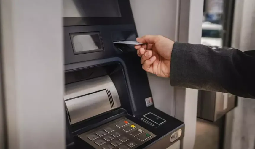 1 Ocak'ta yürürlüğe giriyor! ATM'lerde para çekerken dikkat