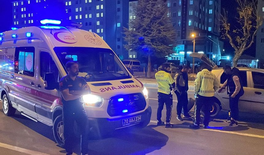 Alkollü sürücü duran otomobile çarptı, fotoğrafına bakıp 'çirkin çıkmışım' diye dert yandı!