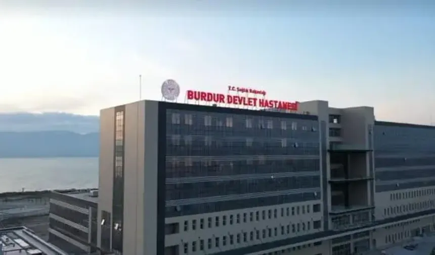 Burdur'da zehirlenme şüphesi! 33 öğrenci ve 1 öğretmen hastanelik oldu: Valilikten açıklama geldi