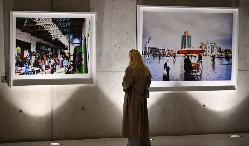 Zeki Demirkubuz'un 'yalnızlık' temalı fotoğraf sergisi CerModern'de açıldı