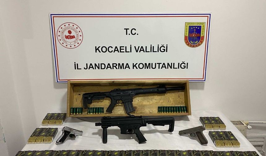 Yılbaşı öncesinde operasyon: 2 bin 61 tabanca fişeği ele geçirildi.