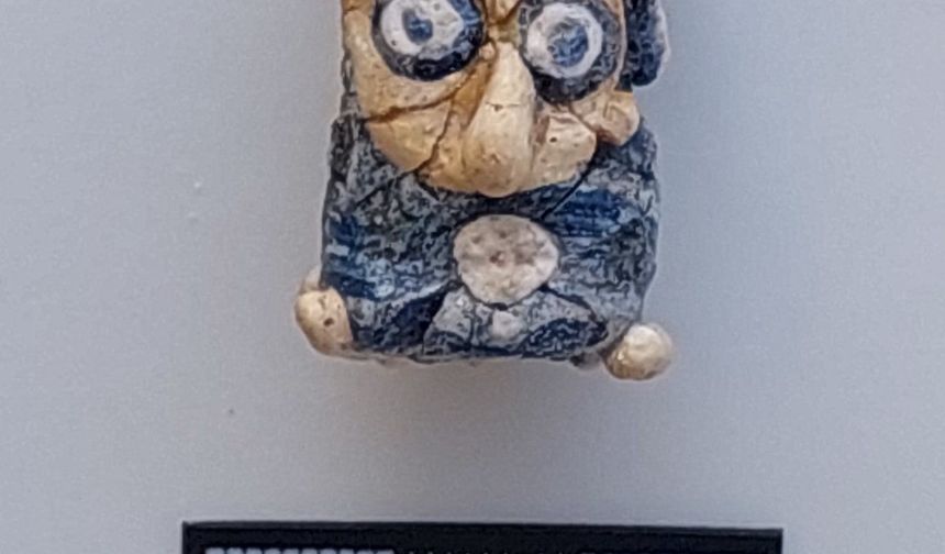 Amasya'da Fenikelilerin izine rastlandı: İnsan başlı cam boncuklar ve küpten bebek mezarları bulundu!