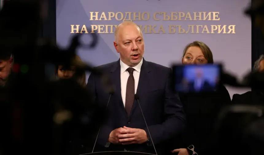 Bulgaristan’da kriz: Başbakan Zhelyakov istifa etti