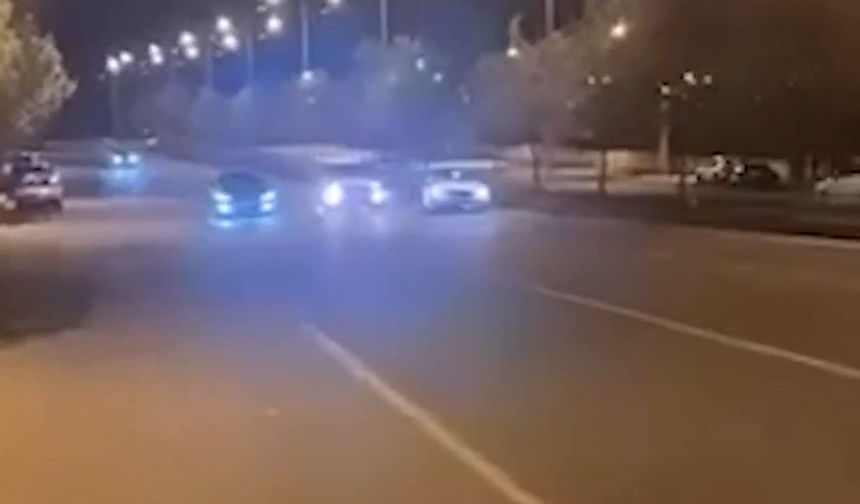 Diyarbakır'da yarış faciası! Cep telefonuyla çekenlerin arasına daldı: 3'ü ağır 4 yaralı