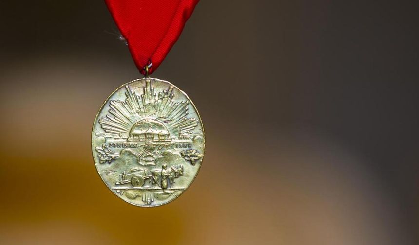 Tarihte Bugün: İstiklal Madalyası nedir ve 12 Aralık 1923'te ne oldu?