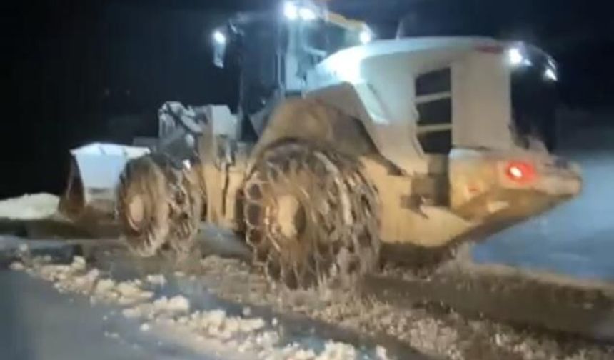 Muş'ta kar engeli! 250 köy yolu ulaşıma kapandı: Ekipler seferber oldu