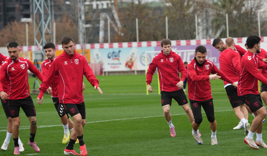 Samsunspor’da AEK mesaisi tamamlandı: Gözler kritik maça çevrildi
