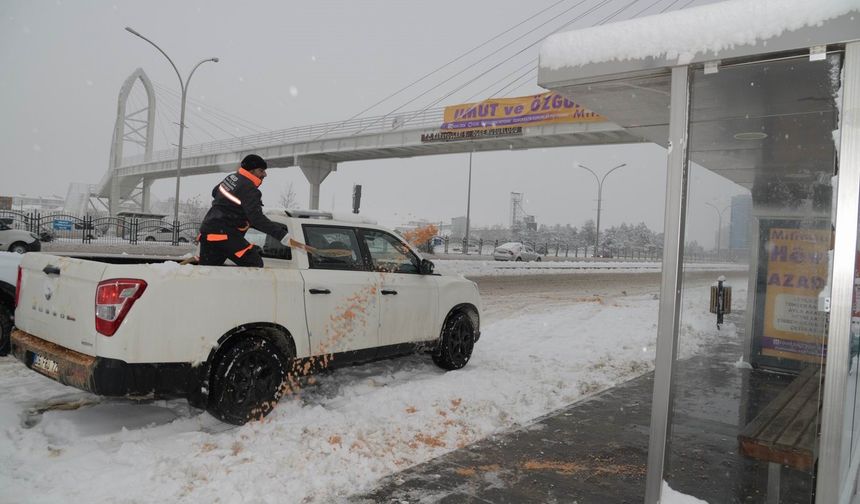 Diyarbakır'da kapanan yollara seferberlik
