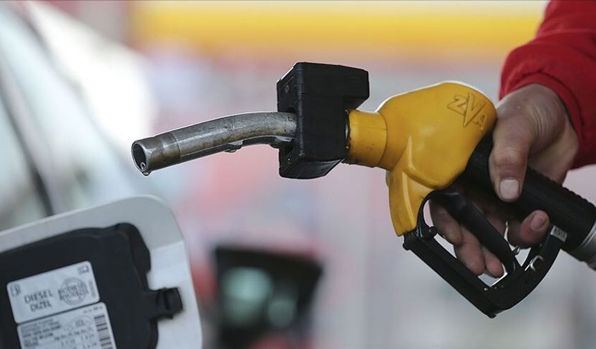 Petrol fiyatları yükseldi, bakanlık harekete geçti! Motorinde yeni dönem