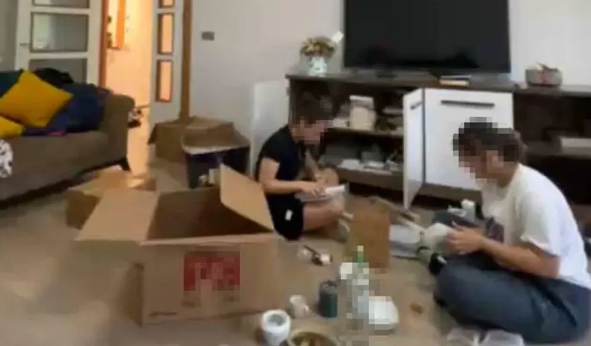 İzmir'de kız öğrencileri evinde çalıştırdığı iddia edilen öğretmen görevden uzaklaştırıldı