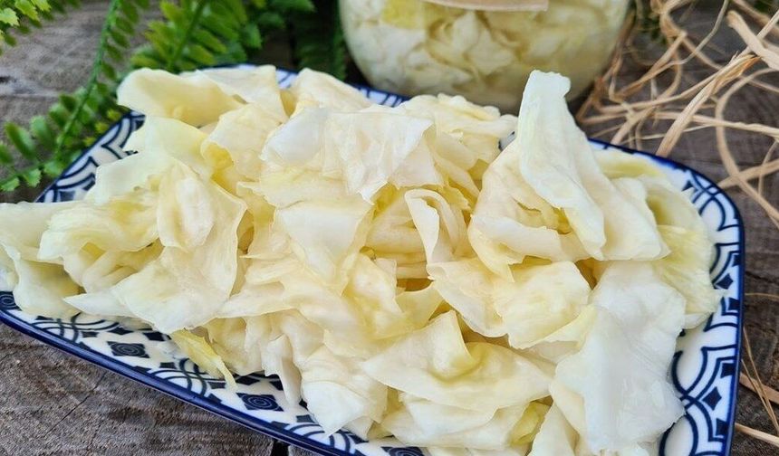 Lahana turşusu nasıl yapılır? Evde kıtır kıtır, taş gibi turşunun püf noktaları