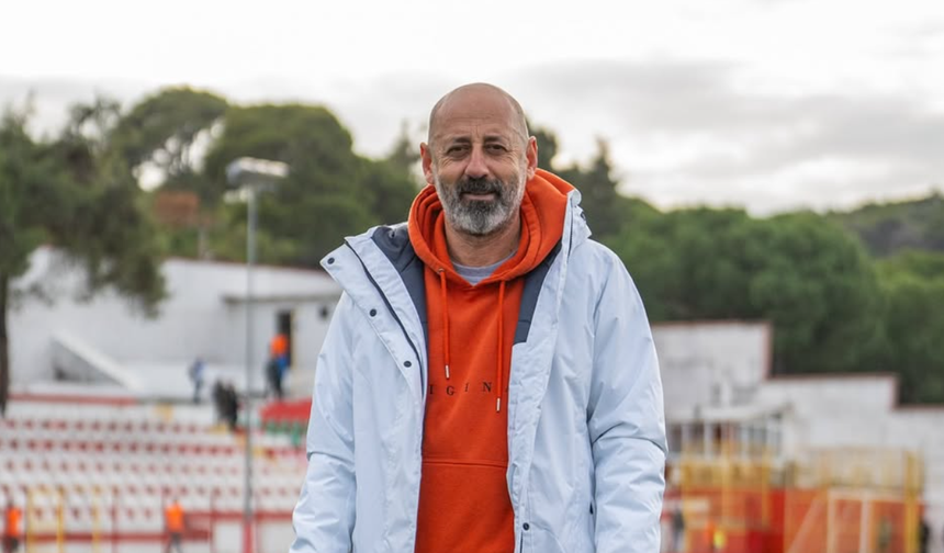 Ayvalıkgücü Belediyespor Teknik Direktörü Yıkılmazdağ: "Hedefimiz seriyi devam ettirmek"