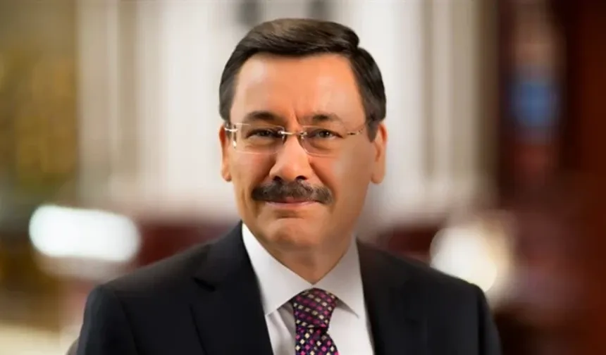 Melih Gökçek'ten su krizi açıklaması: Beni bir kahveye davet edin size öğreteyim