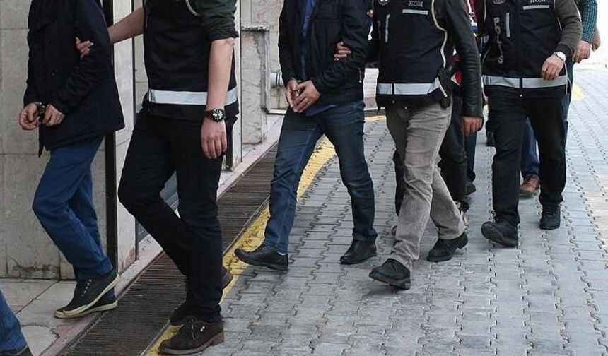 Kaçak tütün operasyonunda 3 bin 100 kilogram tütün ele geçirildi