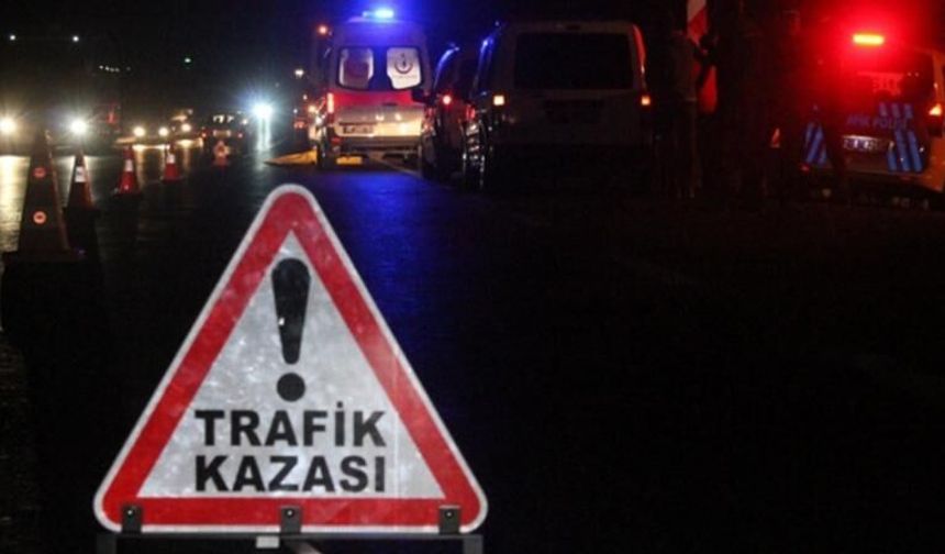 Büyükçekmece’de zincirleme kaza: 1’i ağır 3 yaralı